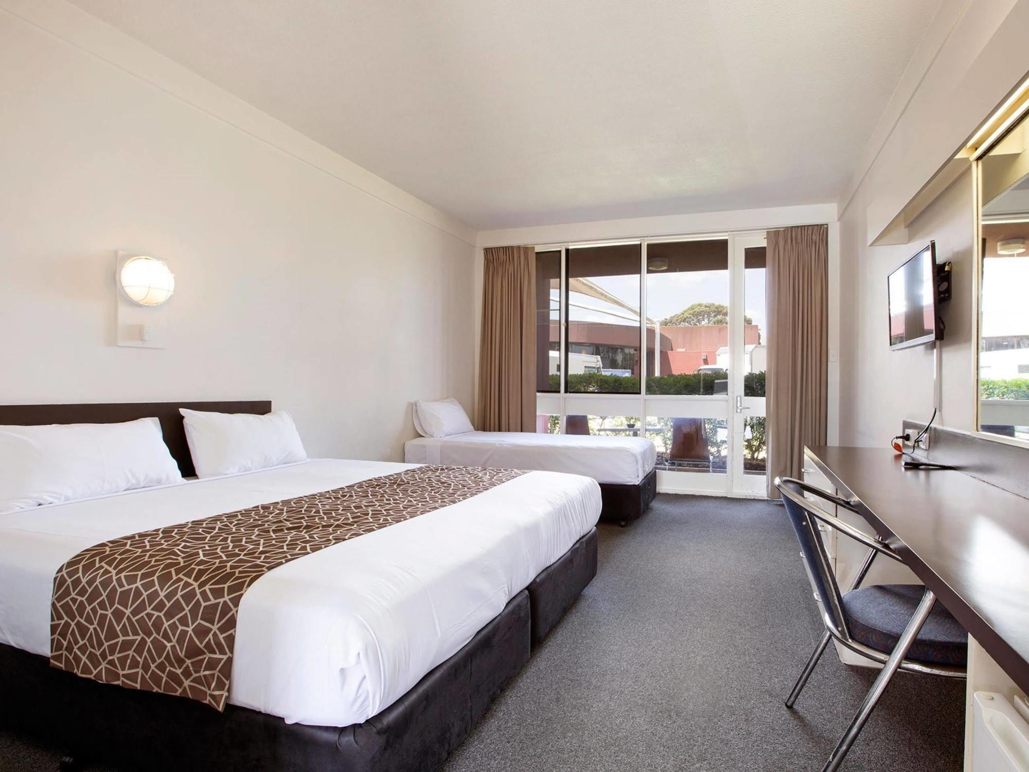 Nightcap At Seaford Hotel Exterior foto