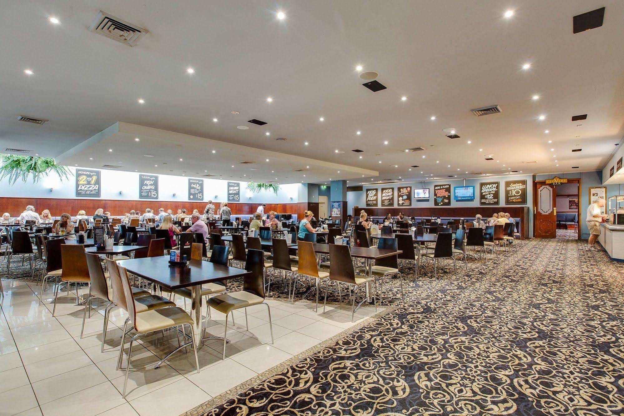 Nightcap At Seaford Hotel Exterior foto